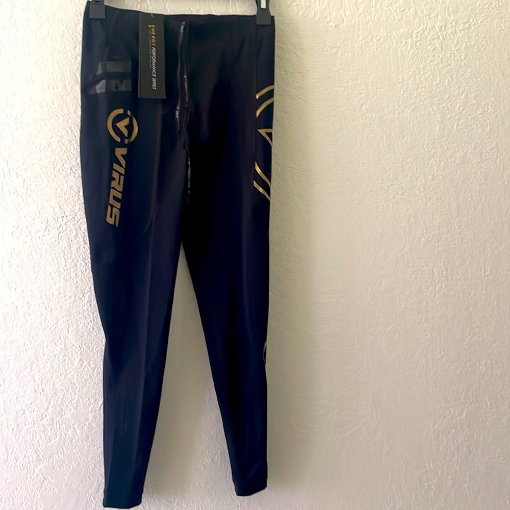 Virus compression workout pants- size medium NWT